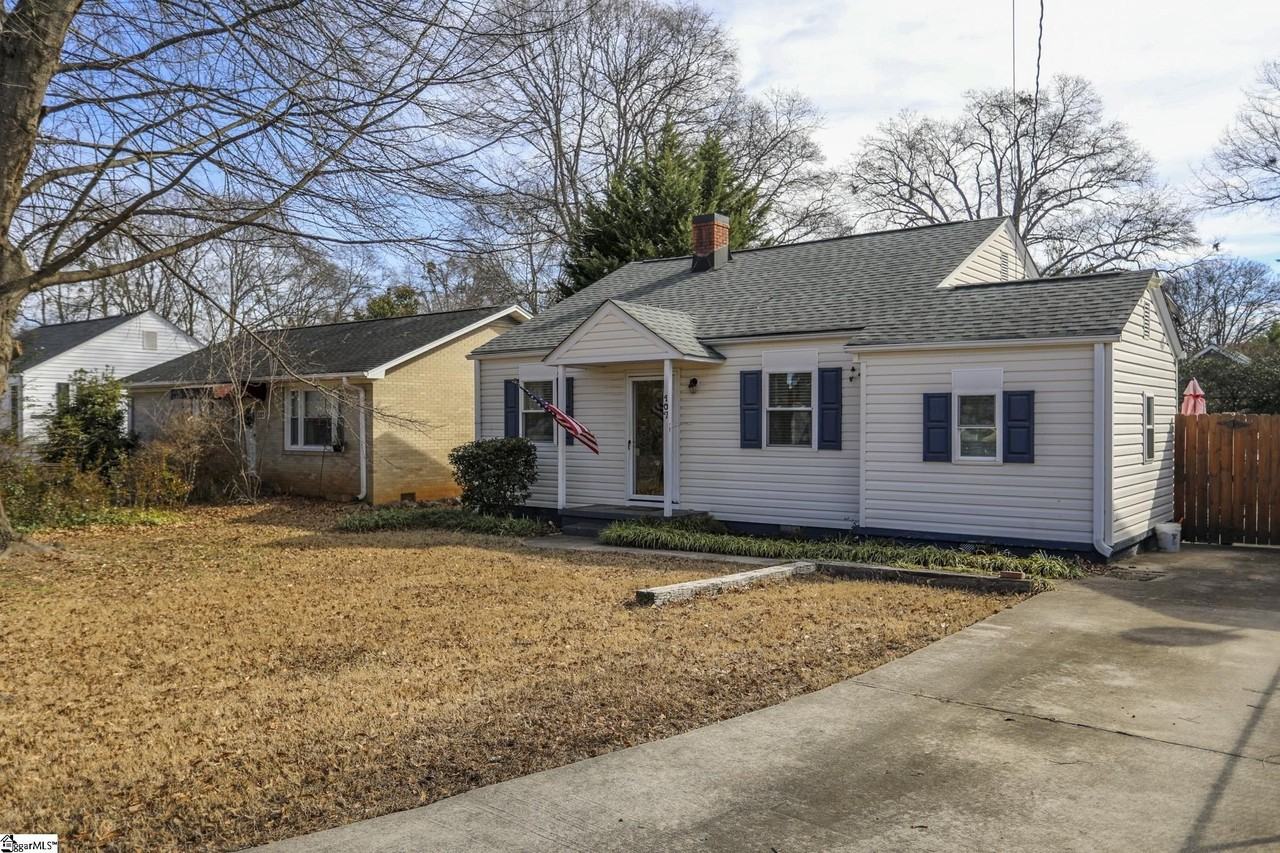 107 Brookdale Ave - Photo 2 of 17