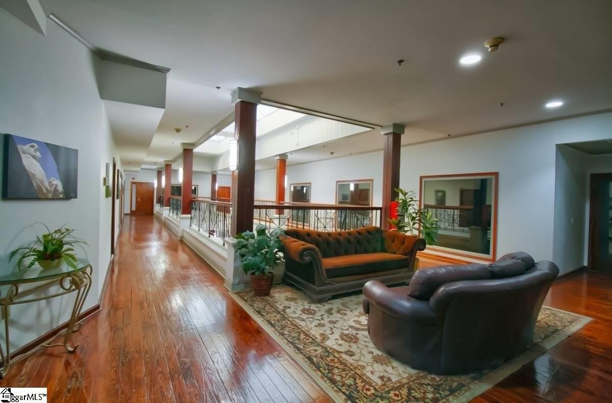 200 N Main St - Photo 7 of 7
