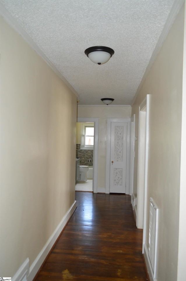 207 E Fairview Ave - Photo 3 of 18