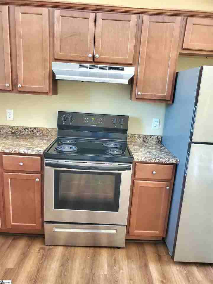 713 E Curtis St #19 - Photo 5 of 19