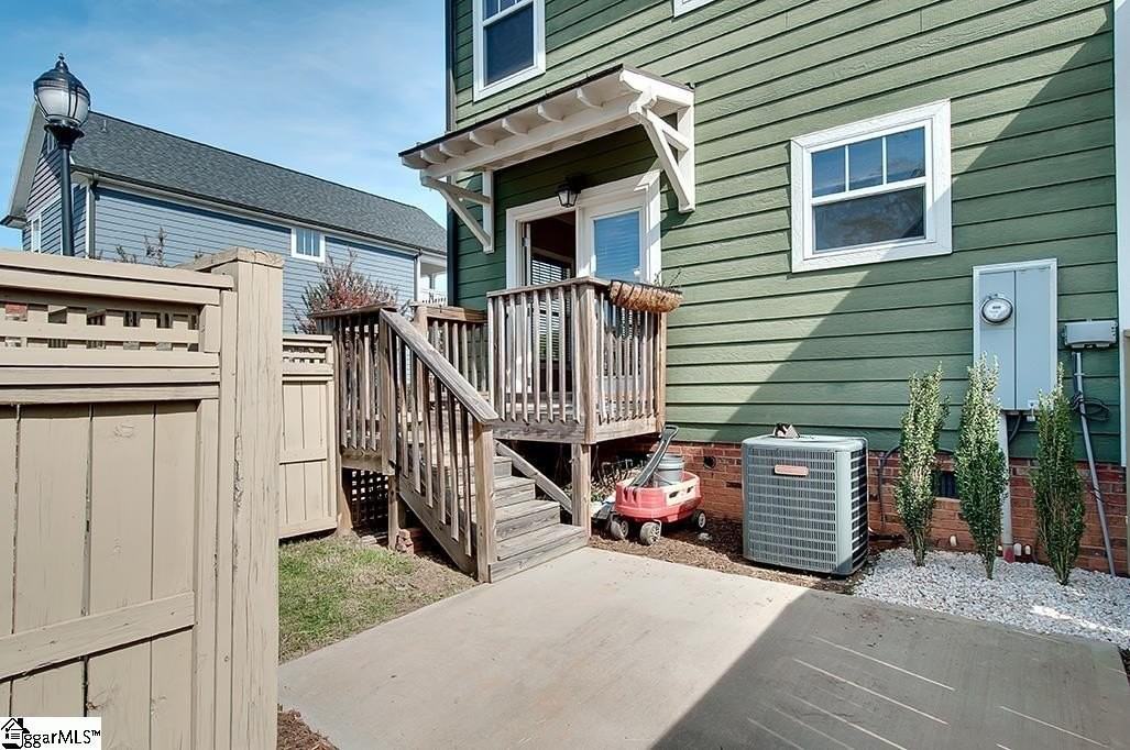 15 Jay St - Photo 7 of 24