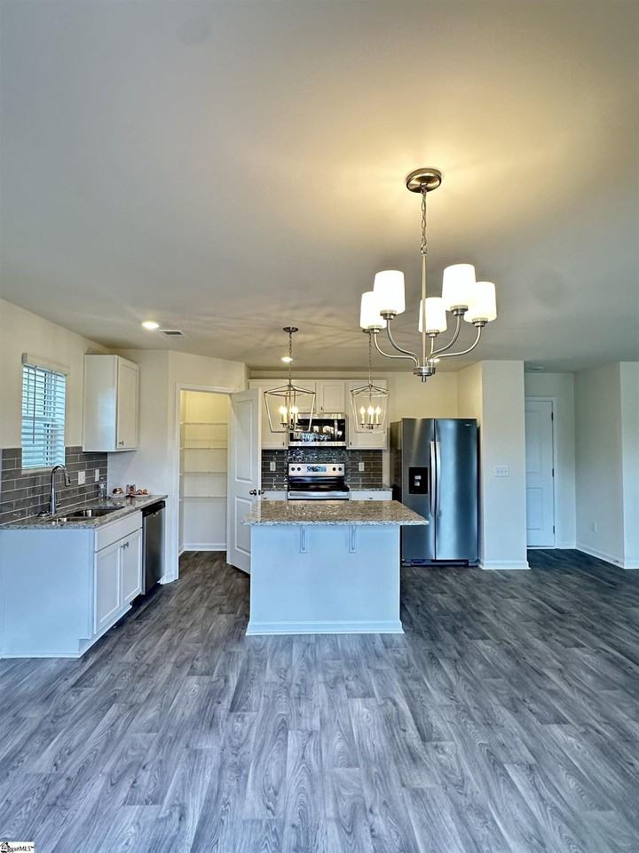 6039 Willutuck Dr - Photo 4 of 22