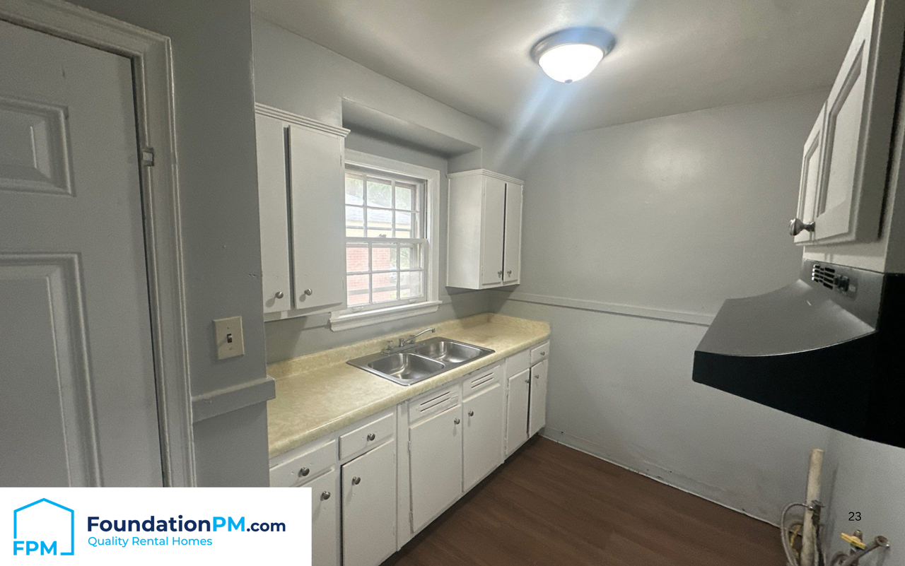 3324 Rosamond Avenue - Photo 6 of 17