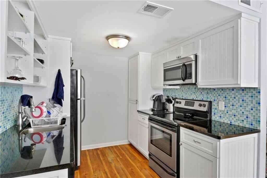 807 Mallery St #A - Photo 6 of 17