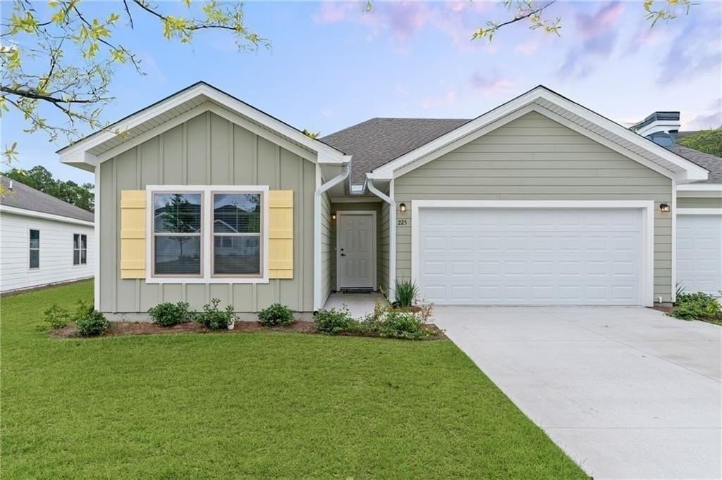 311 Bottlebrush Walk - Photo 2 of 16