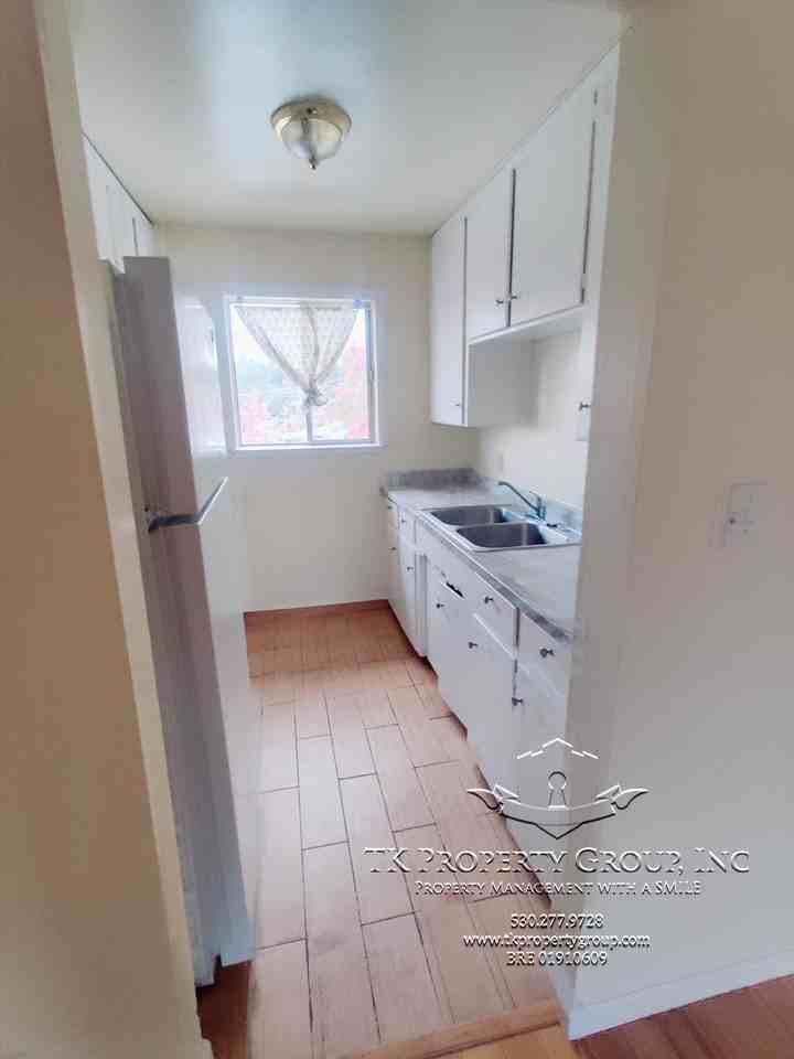 110 Dorsey Drive - Photo 3 of 15