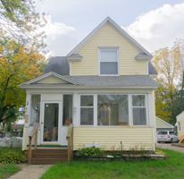 featured image of 300 1/2 W 13th St