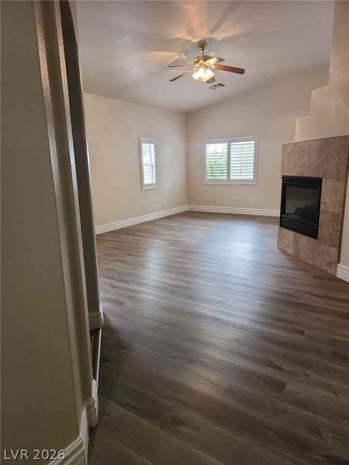 9664 Tapestry Pine St - Photo 6 of 50
