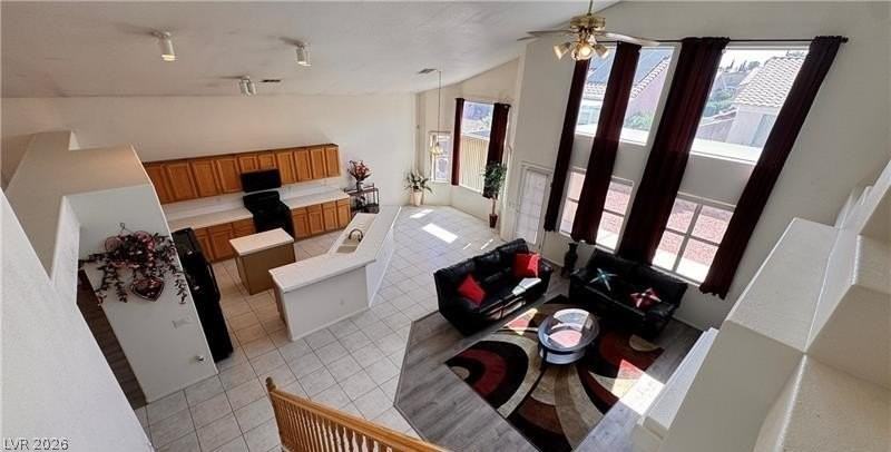8609 Highland View Ave - Photo 4 of 25