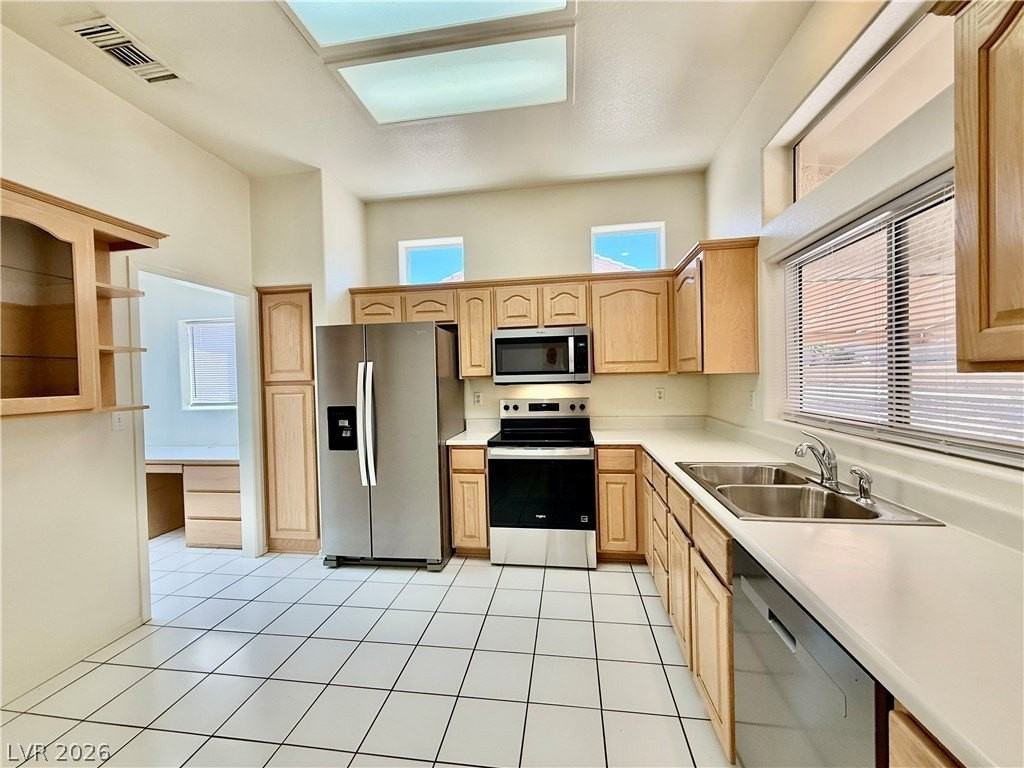 2821 Byron Dr - Photo 5 of 18