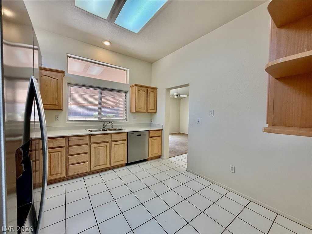 2821 Byron Dr - Photo 6 of 18