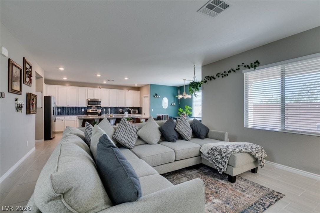 8160 Skye Desert Dr - Photo 6 of 50