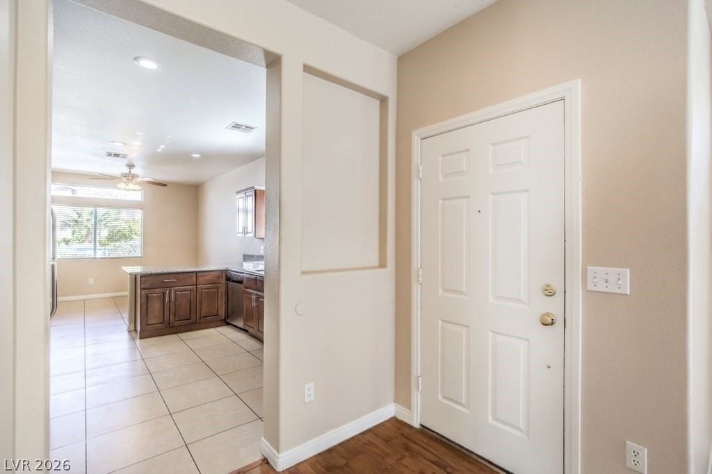 9629 Sound View Ave - Photo 5 of 27