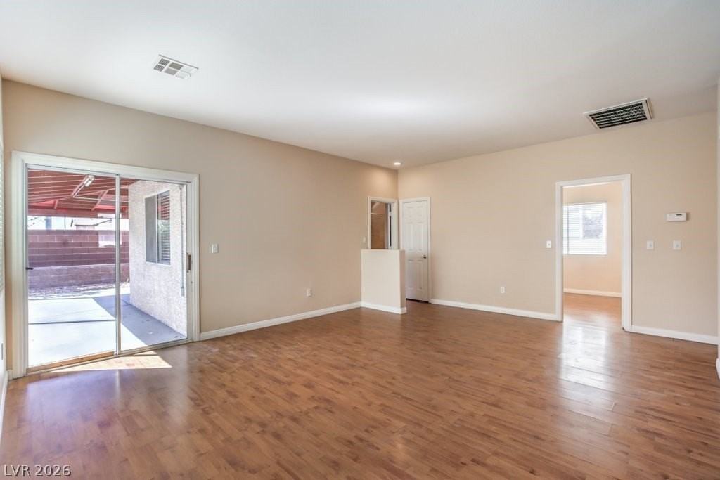 9629 Sound View Ave - Photo 6 of 27