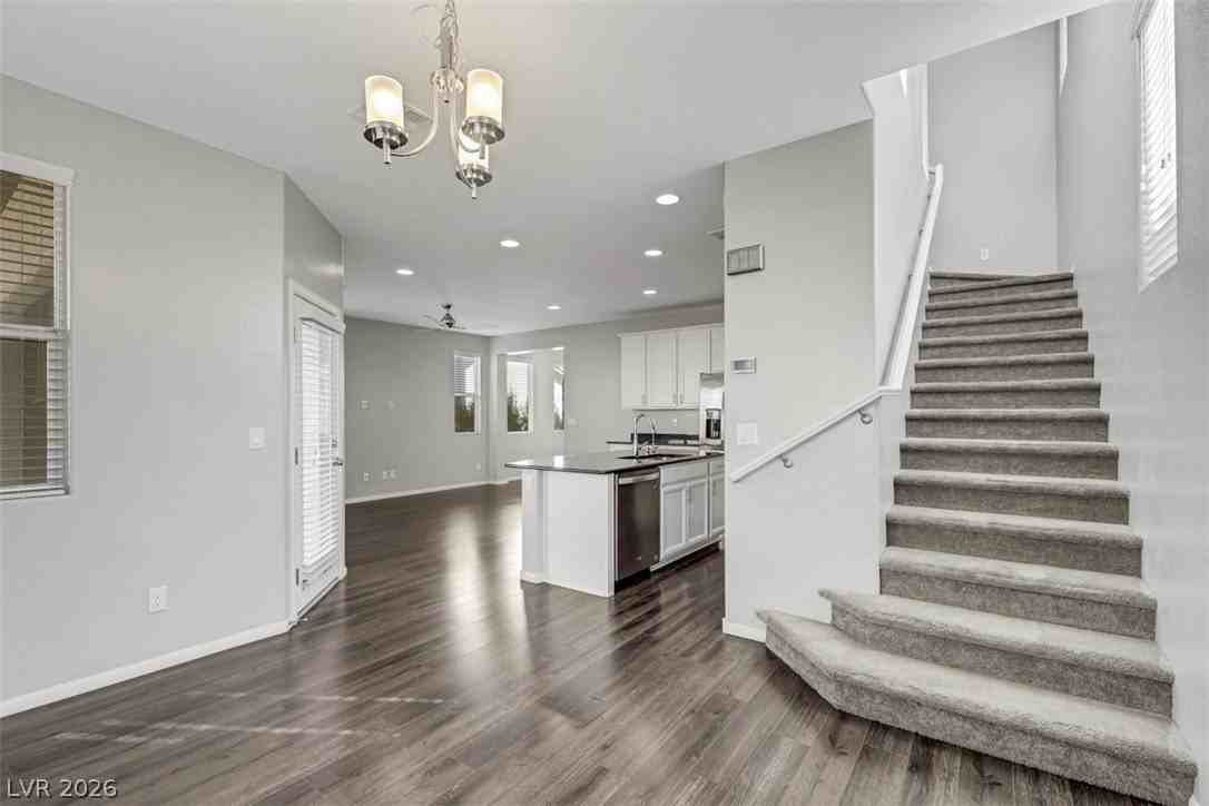 10769 Brewster Bay St - Photo 7 of 17