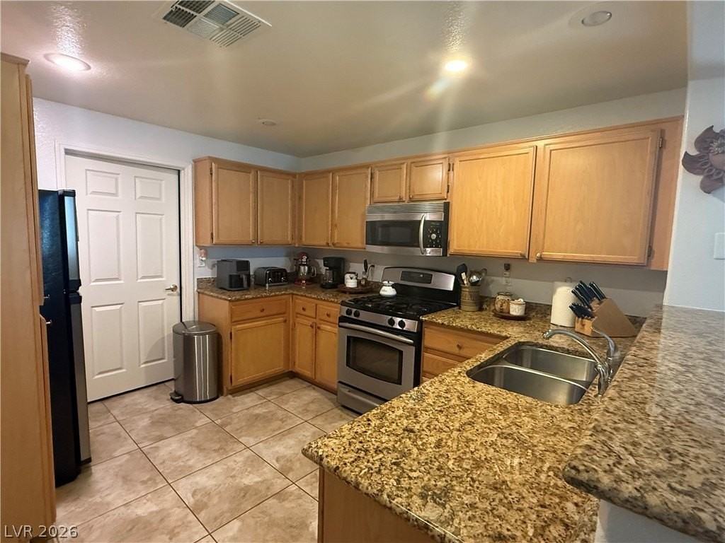 10221 Delray Beach Ave #102 - Photo 4 of 24