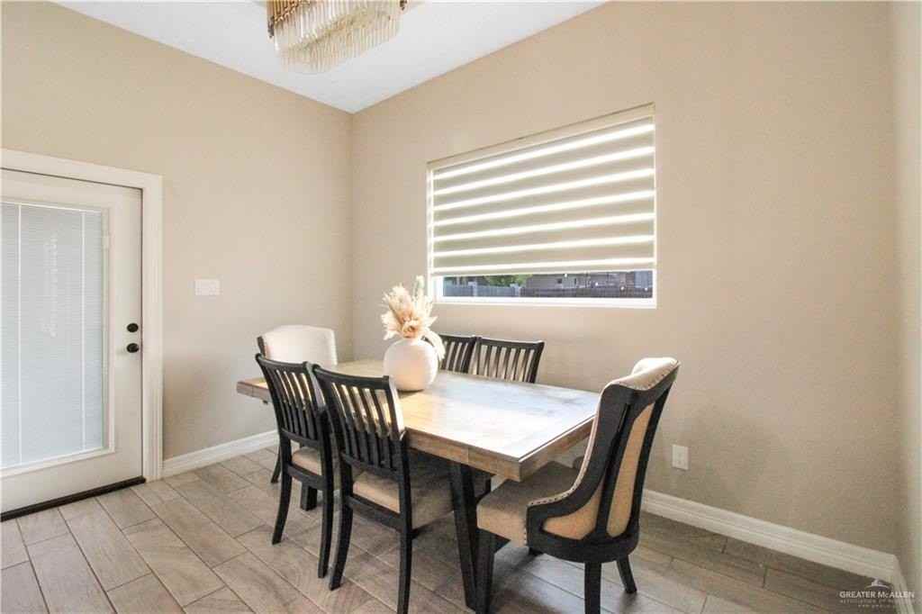 13913 N 35th St - Photo 5 of 26