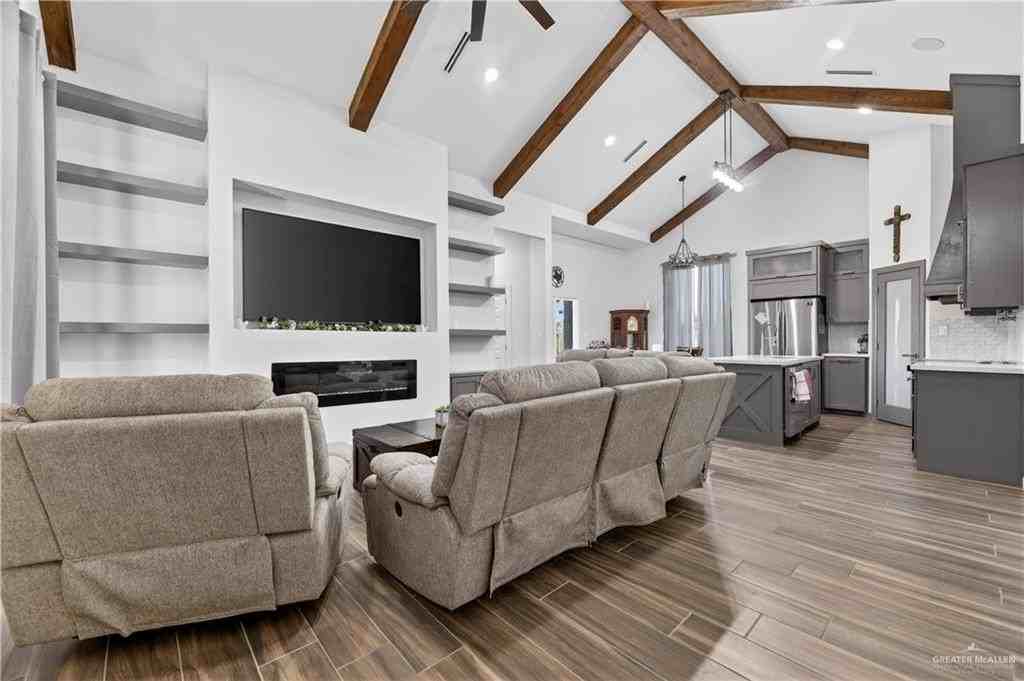 2914 N 44th Ln - Photo 6 of 17