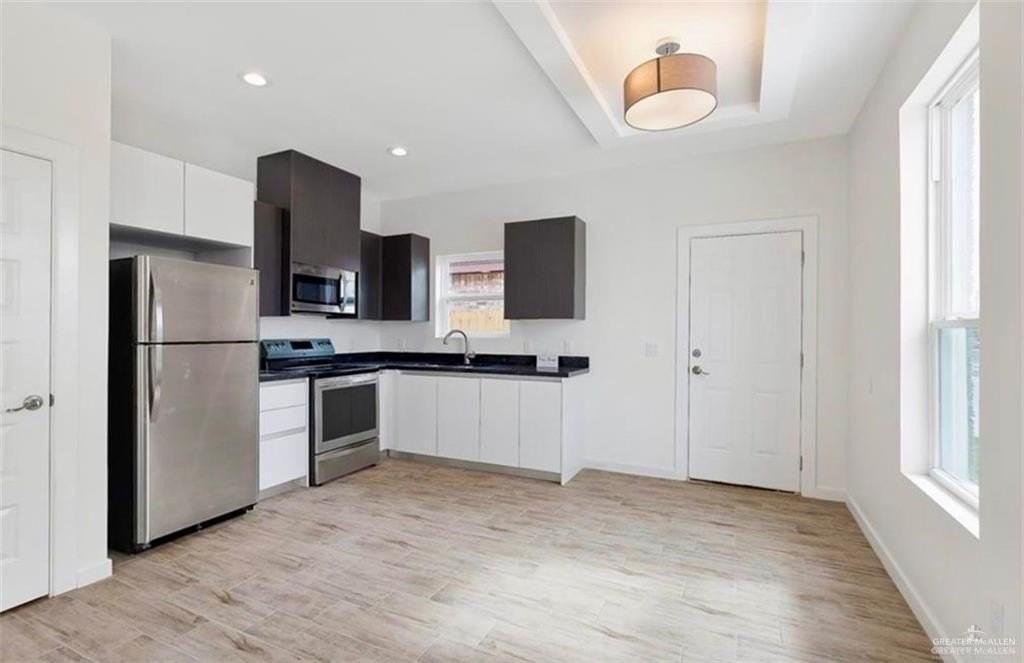 3902 Paola St #1 - Photo 4 of 10