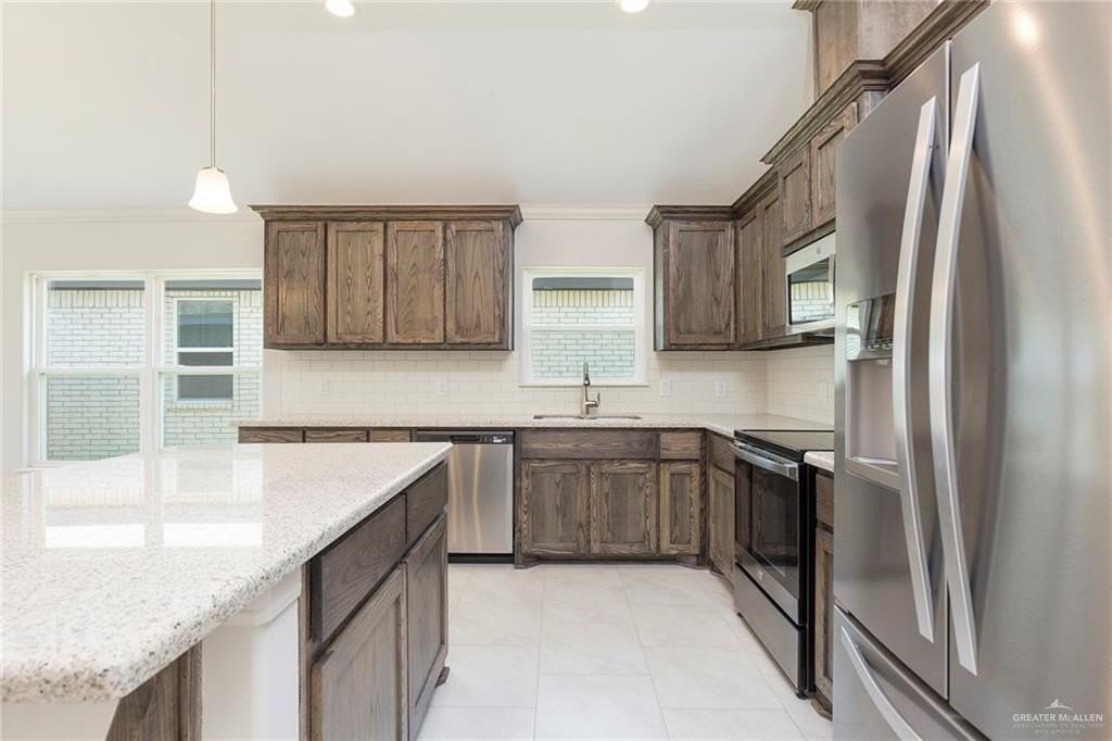 8406 N 33rd Ln - Photo 7 of 20