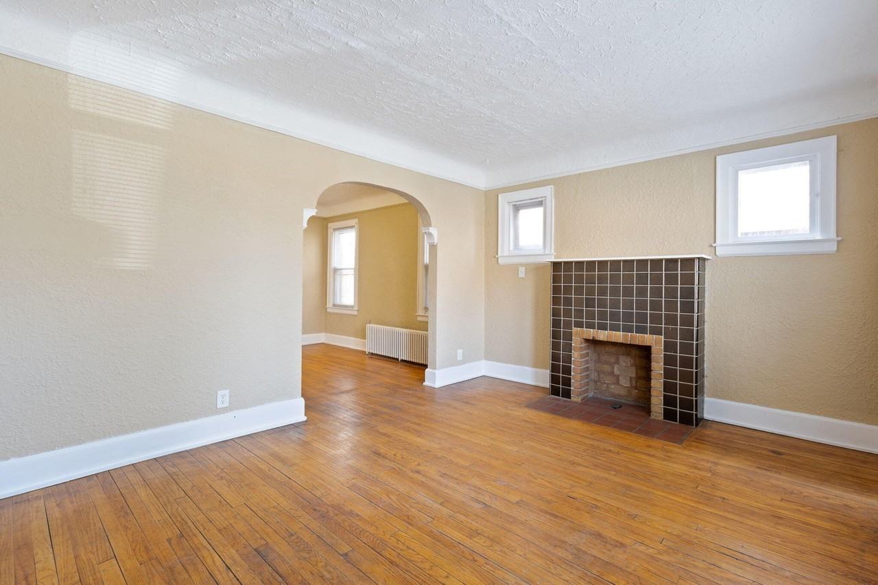 17308 Oak Dr - Photo 4 of 18