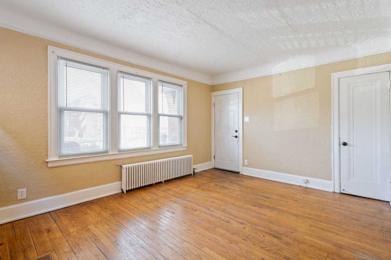 17308 Oak Dr - Photo 5 of 18