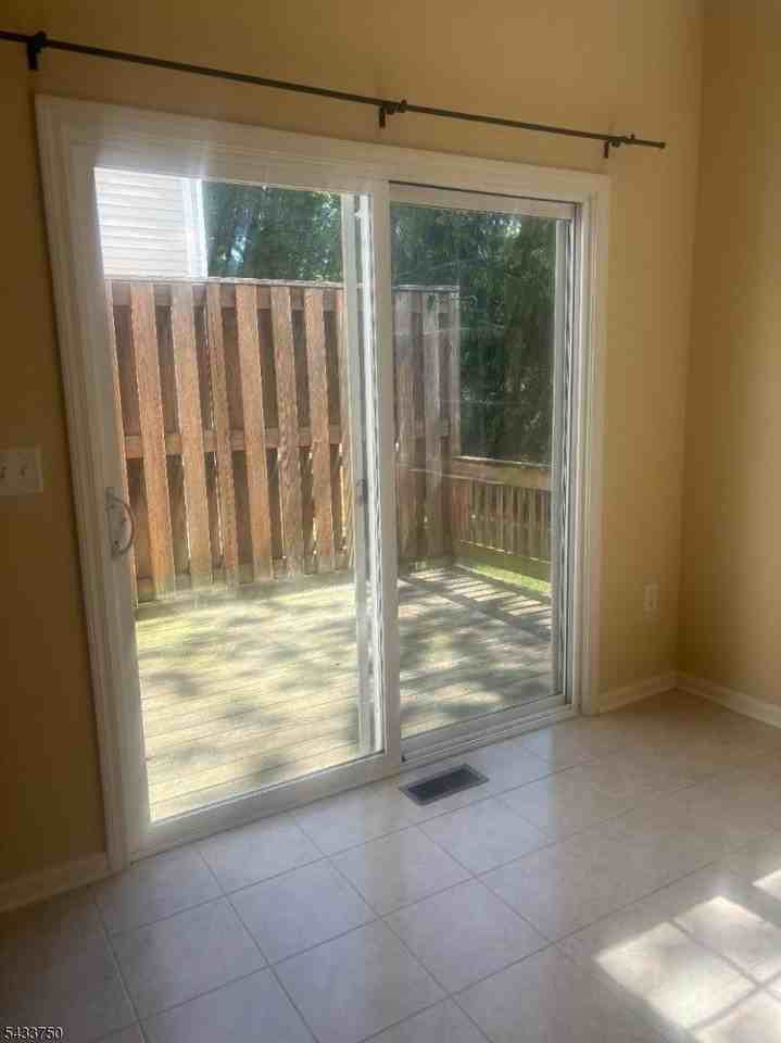 56 Indian Field Dr - Photo 4 of 21