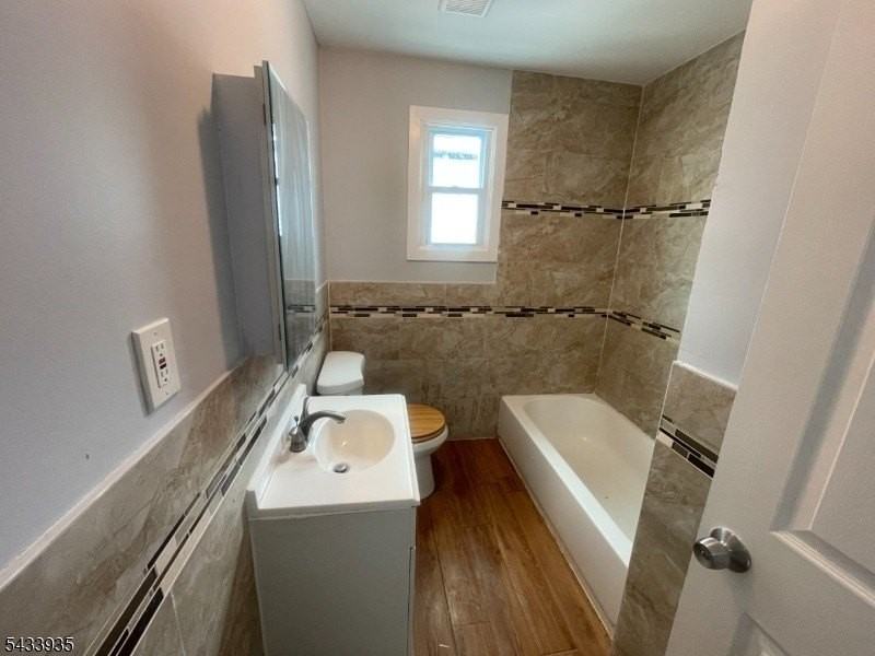 52 Smith St - Photo 6 of 9