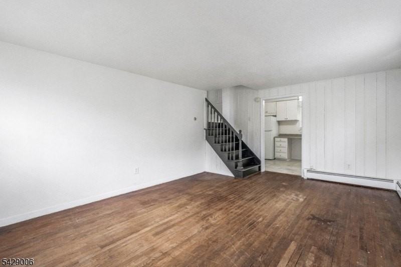 35 Bernards Ave - Photo 4 of 16