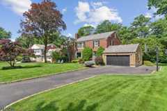 71 Whiteoak Dr - Photo 1 of 1