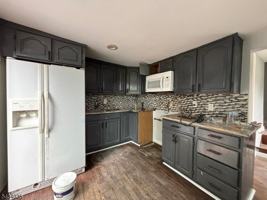 featured image of 353 Fay Ave #2
