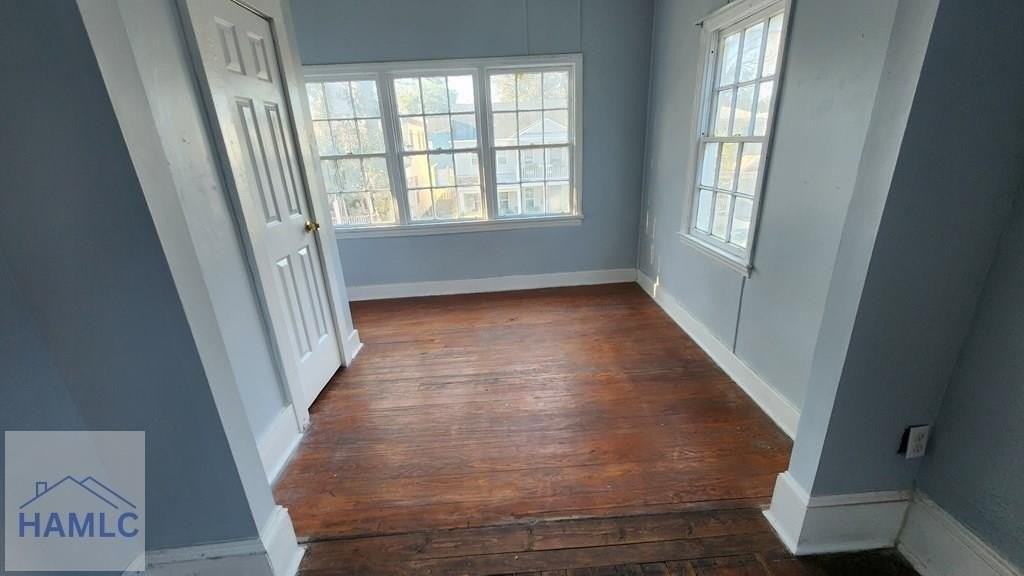 826B E Duffy St - Photo 2 of 6