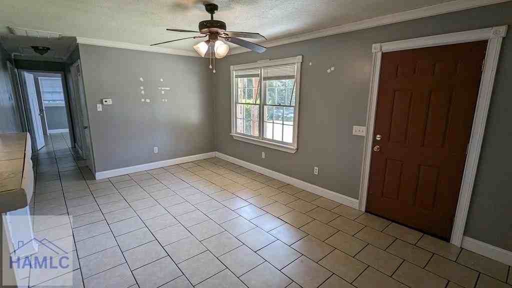 214 Honey Lane Cir - Photo 2 of 8