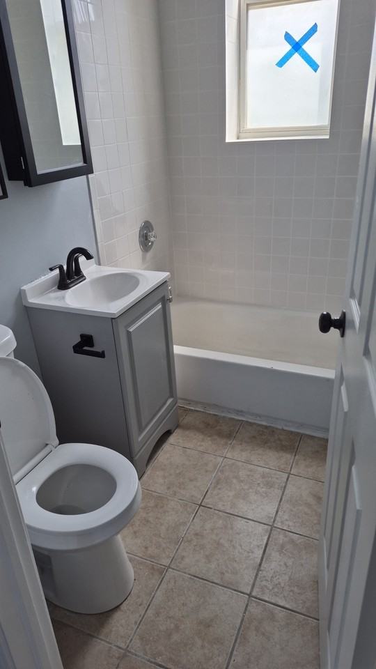 1515 South Millard Avenue - Photo 3 of 11