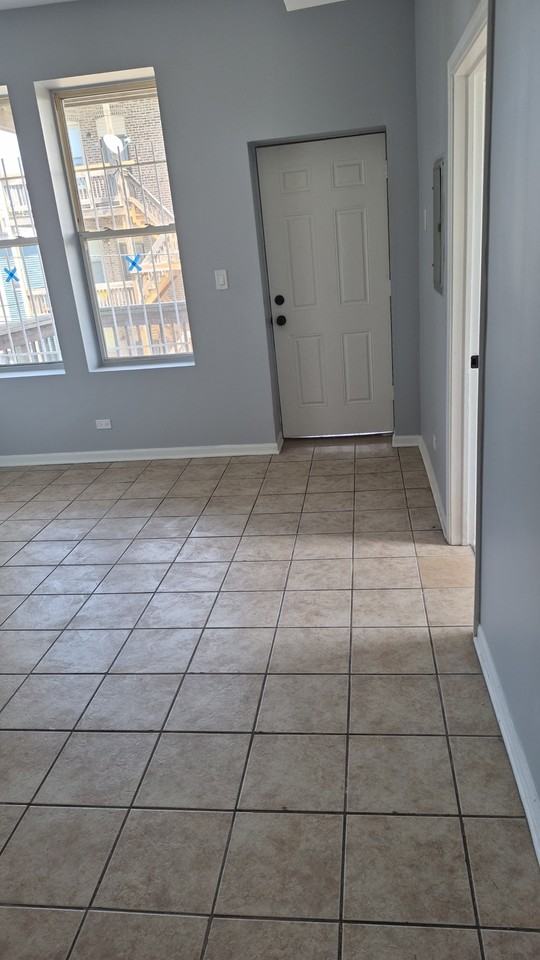 1515 South Millard Avenue - Photo 4 of 11