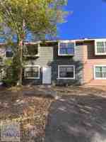 featured image of 814 Lesa St