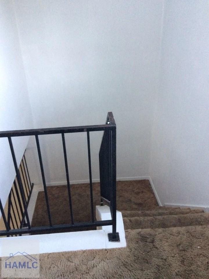 814 Lesa St - Photo 4 of 15