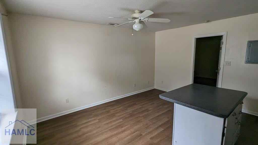 125 Rolland St - Photo 6 of 6
