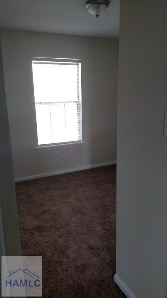 874 Old Sunbury Rd - Photo 2 of 8