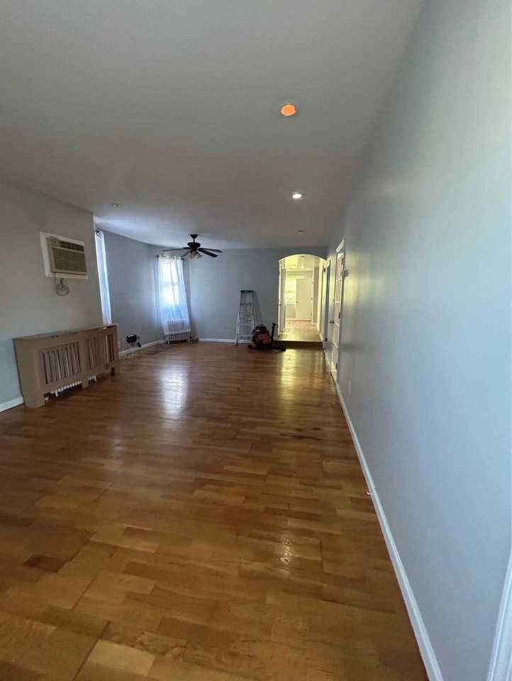 78 W 51st St #2 - Photo 2 of 11