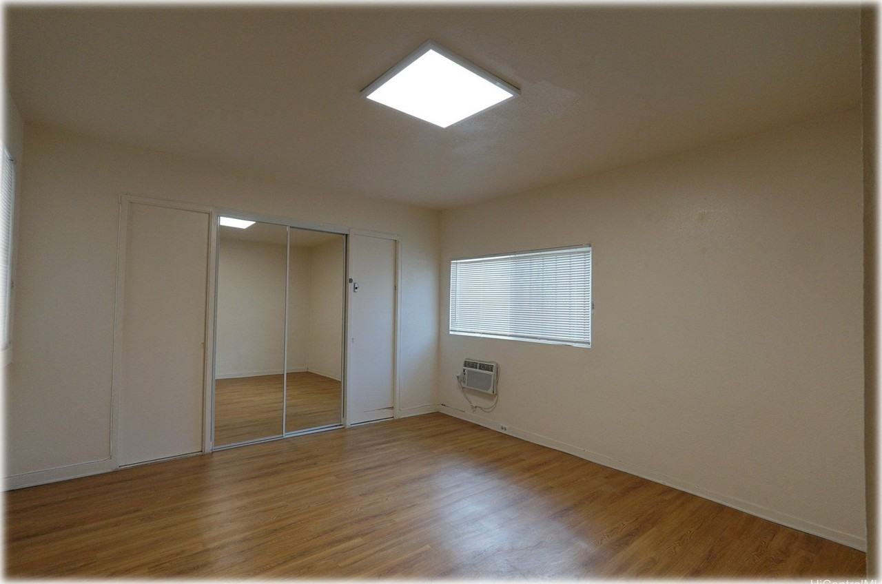 2011 Waiola St - Photo 4 of 12