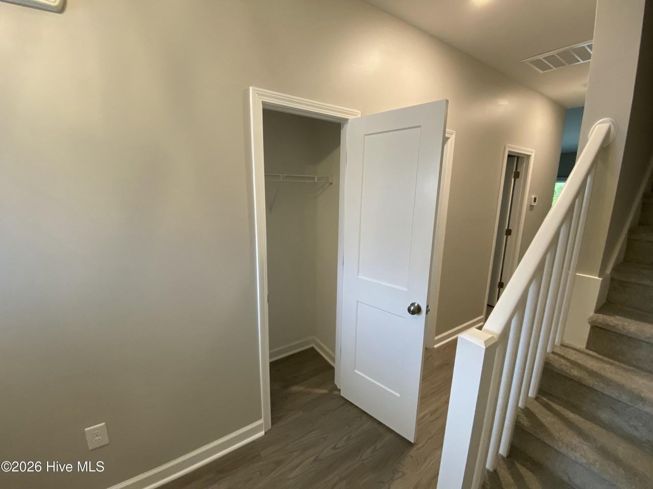 155 Lincoln Place Cir - Photo 3 of 21
