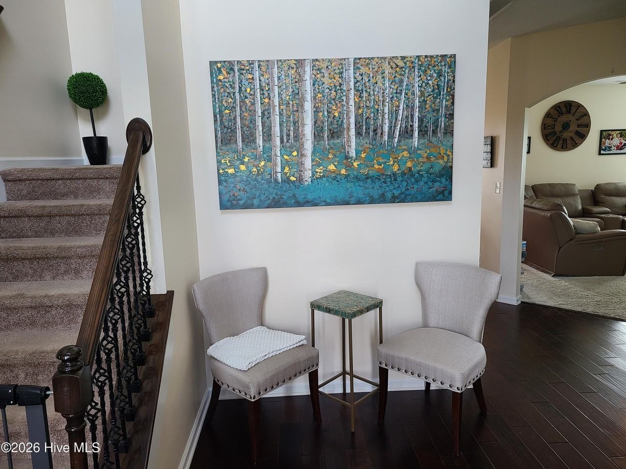 403 Derrick Dr - Photo 3 of 31