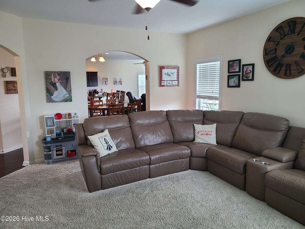 403 Derrick Dr - Photo 6 of 31