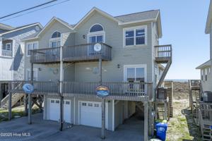 featured image of 3994 Island Dr