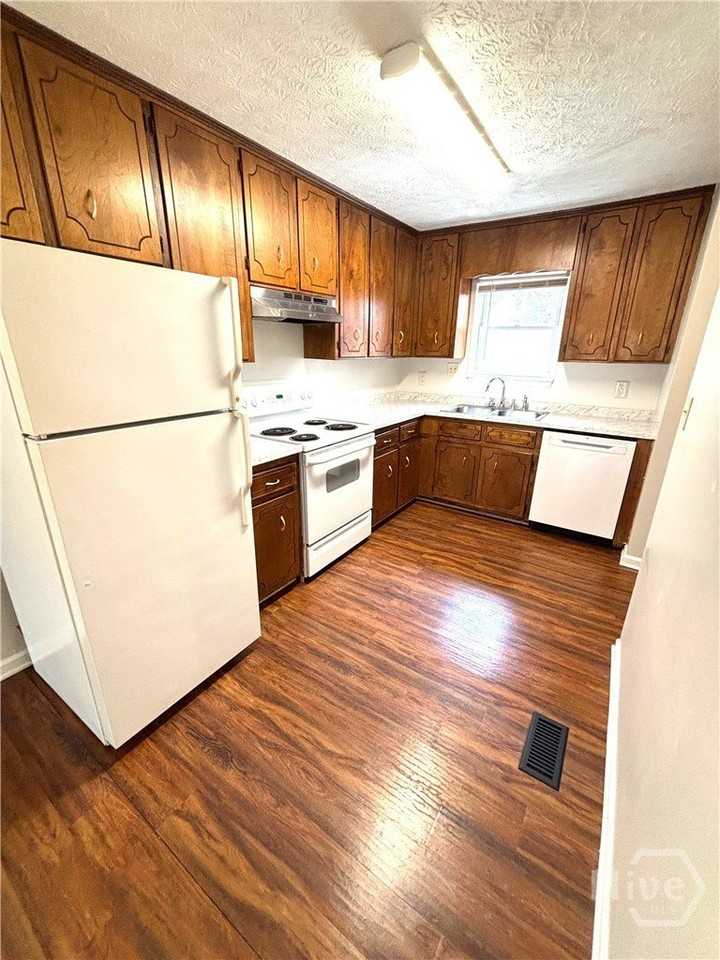 253 Sleepy Creek Dr - Photo 6 of 12