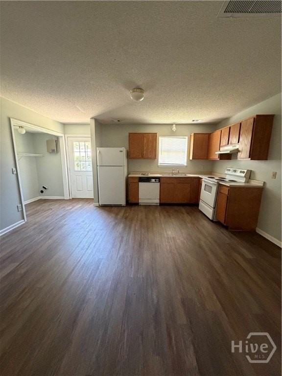 19 Kandlewood Dr #B - Photo 3 of 11