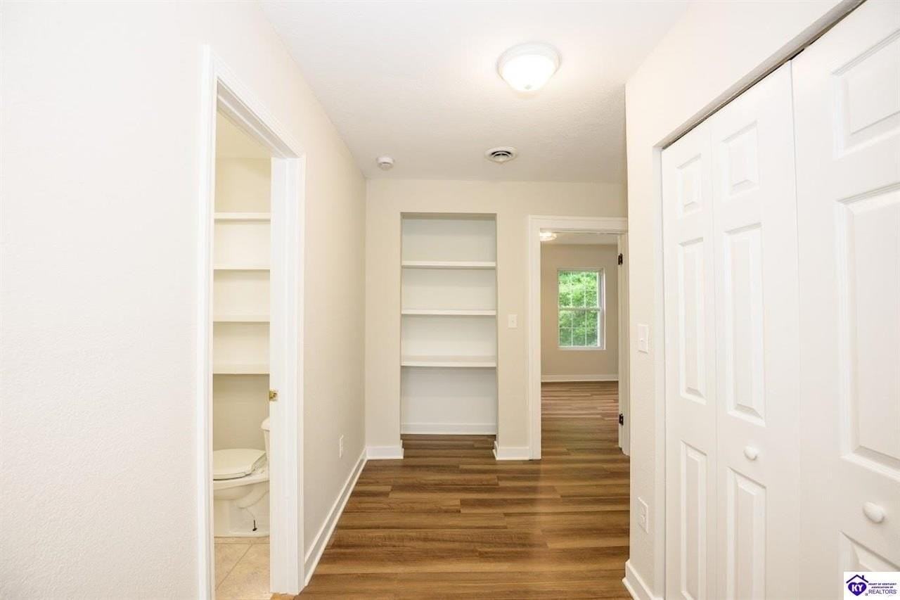 851 W Vine St #3 - Photo 4 of 16