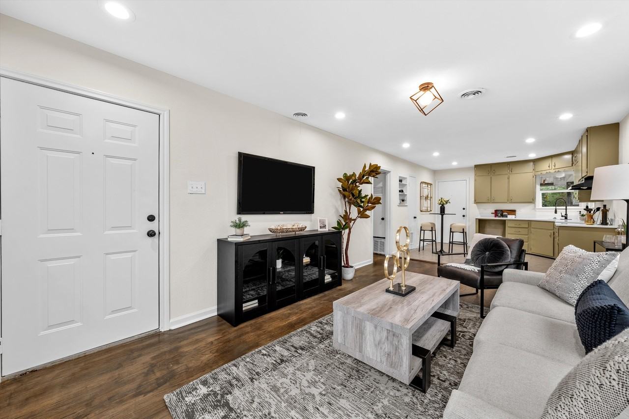 3621 Gorman Ave #1 - Photo 4 of 26