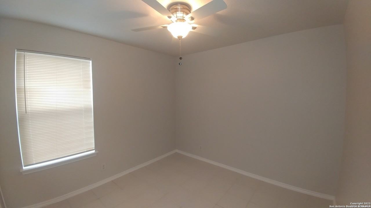 111 Cindy Lou Dr #1 - Photo 7 of 8